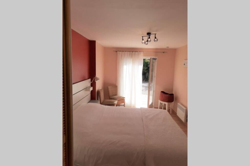 Gite Provencal Independant Avec Piscine Chauffee : Le Suy Bien Flayosc Exteriör bild
