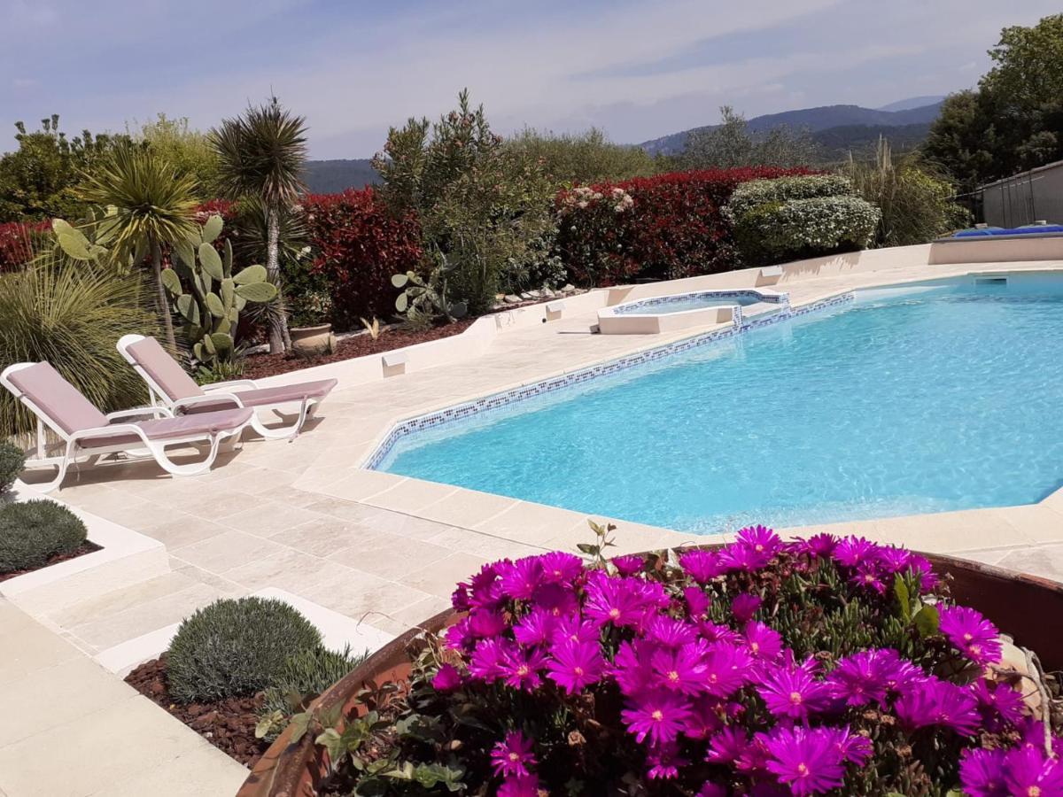 Gite Provencal Independant Avec Piscine Chauffee : Le Suy Bien Flayosc Exteriör bild