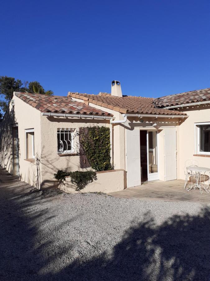Gite Provencal Independant Avec Piscine Chauffee : Le Suy Bien Flayosc Exteriör bild